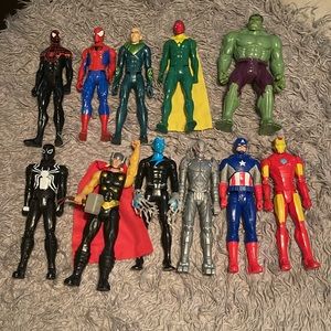 Super hero action figures ( Marvel bundle)